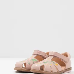 Remise 💯 Garantie De Qualité 100% Friboo 🩴 Sandales bottes rond kids ✨ -Friboo Soldes 2023 52f46d0e7c1b4c9a938f699cbb0ce528